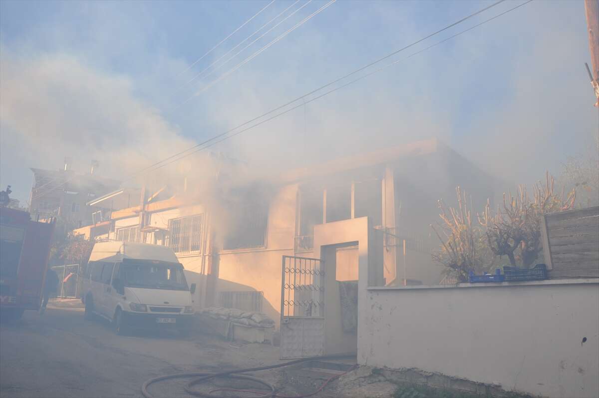 Yangın faciası! Anne markete gitti, sobadan çıkan alevler 2 kardeşi öldürdü 9